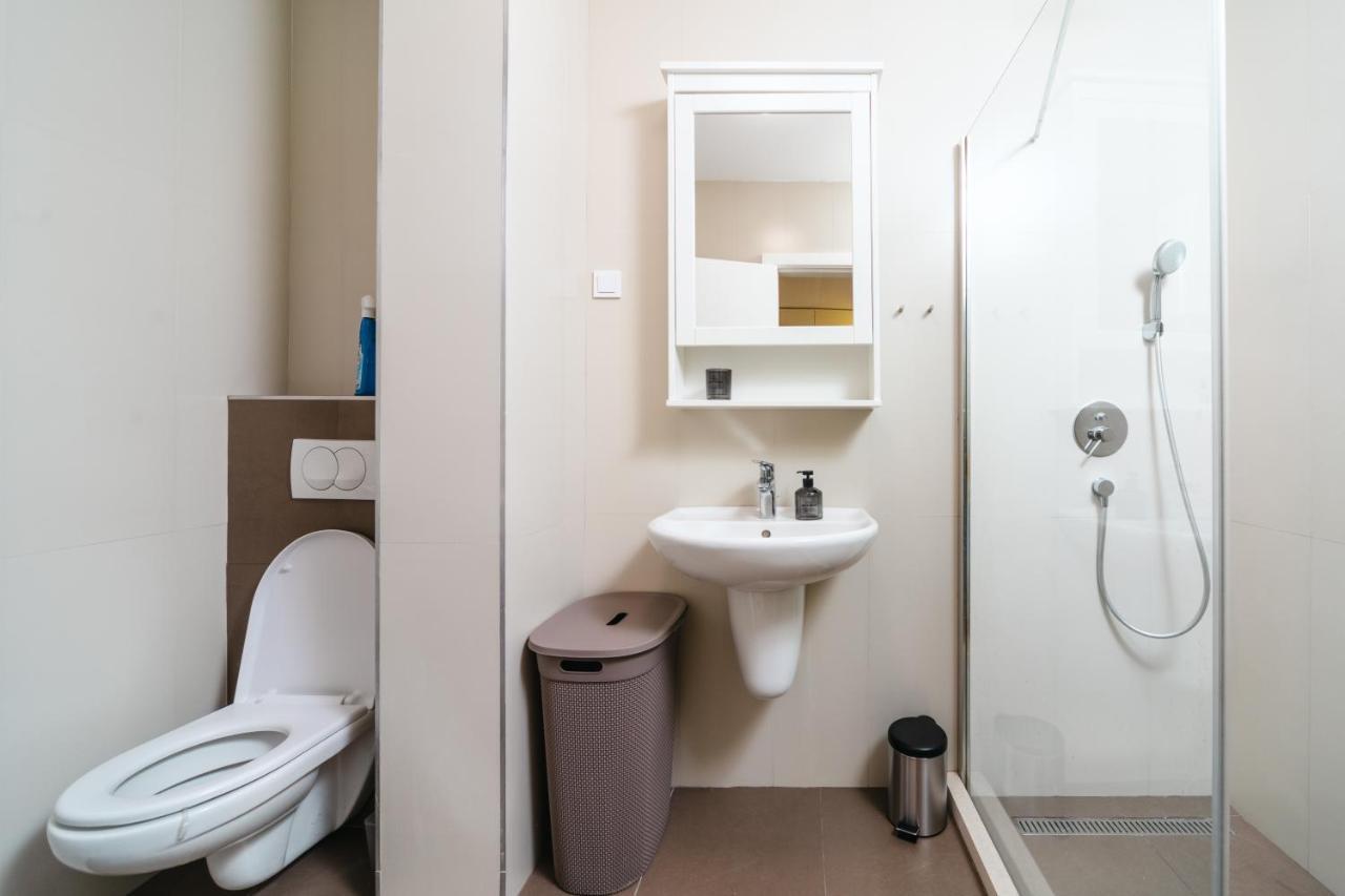 I & A Apartment
